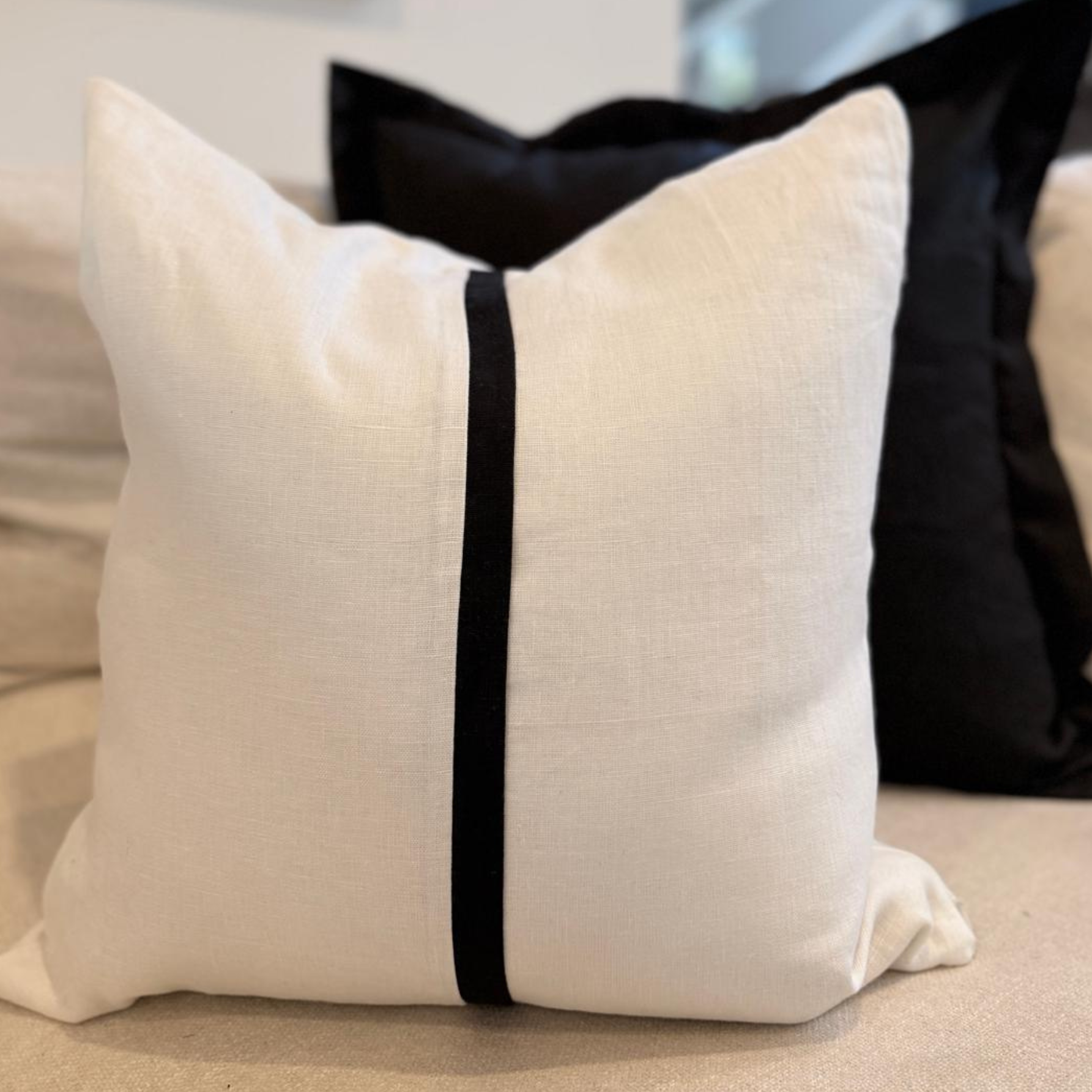 Capri Collection - Black/Ivory - Two Sizes - New!