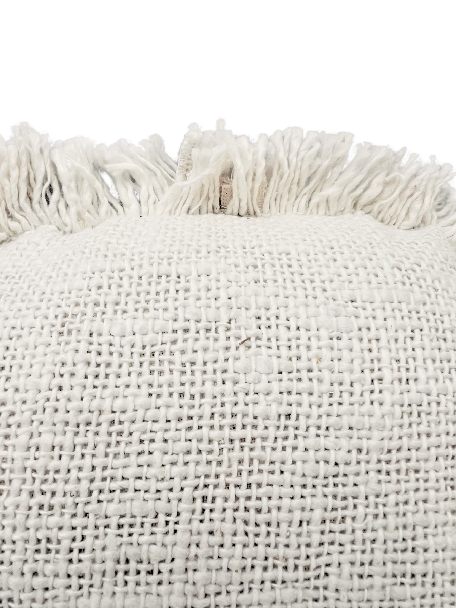 Fringed round cushion - New!